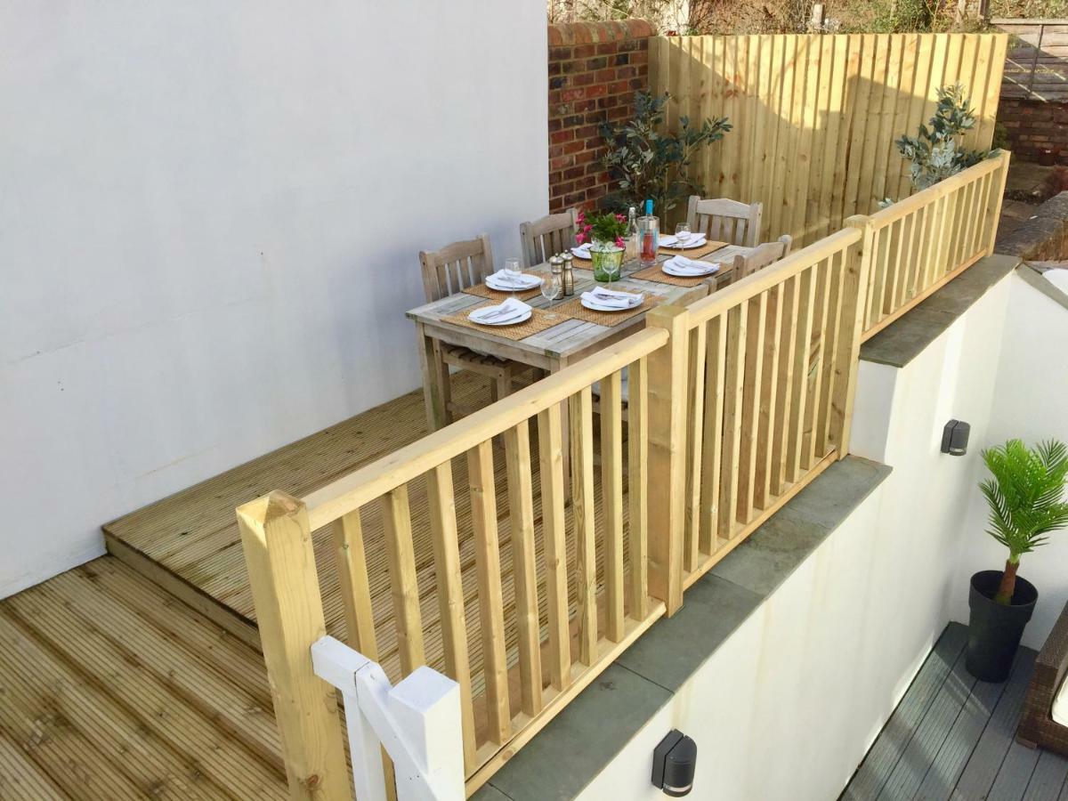 Apartamento Stylish Town Centre House - 300Mbps, Parking & Sunny Decking Bournemouth Exterior foto